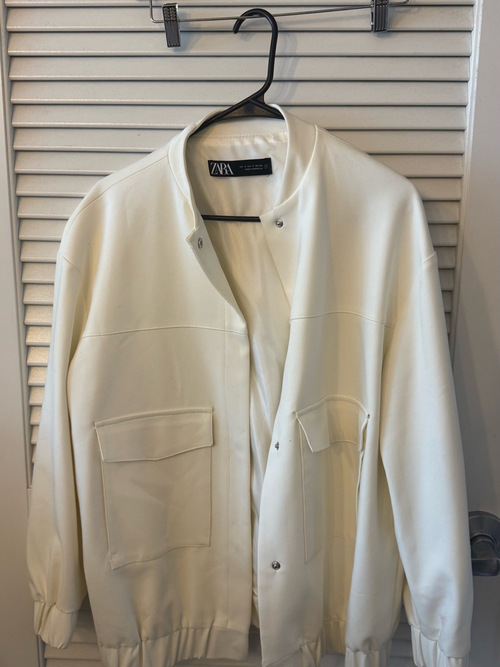 Zara Cream-White Bomber Jacket with Front Pockets